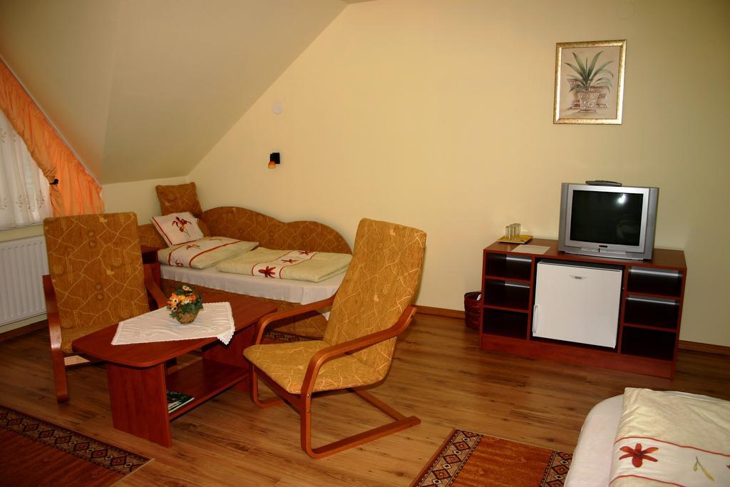 Ludas Fogado Nagyalásony Room photo